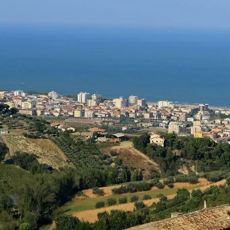 فندق مبيت وإفطار La Rue *