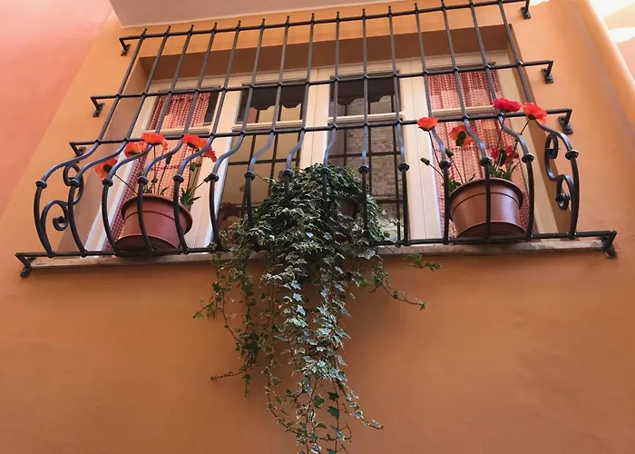 La Rue Bed & Breakfast *