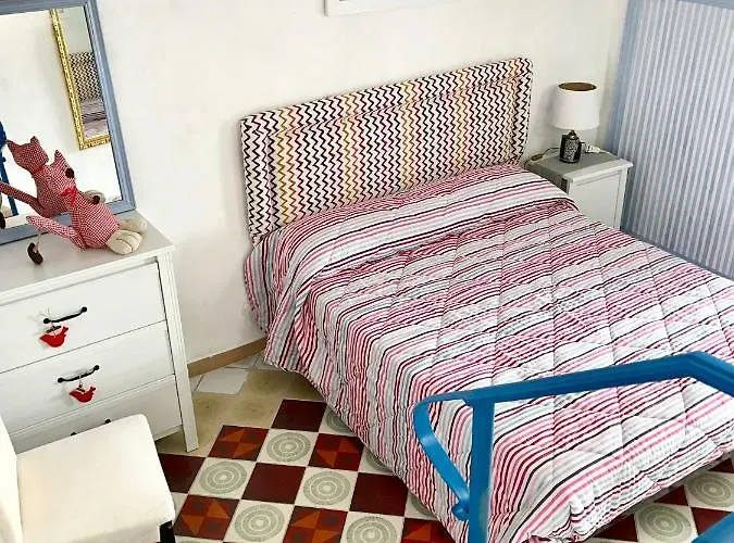 La Rue Bed & Breakfast *